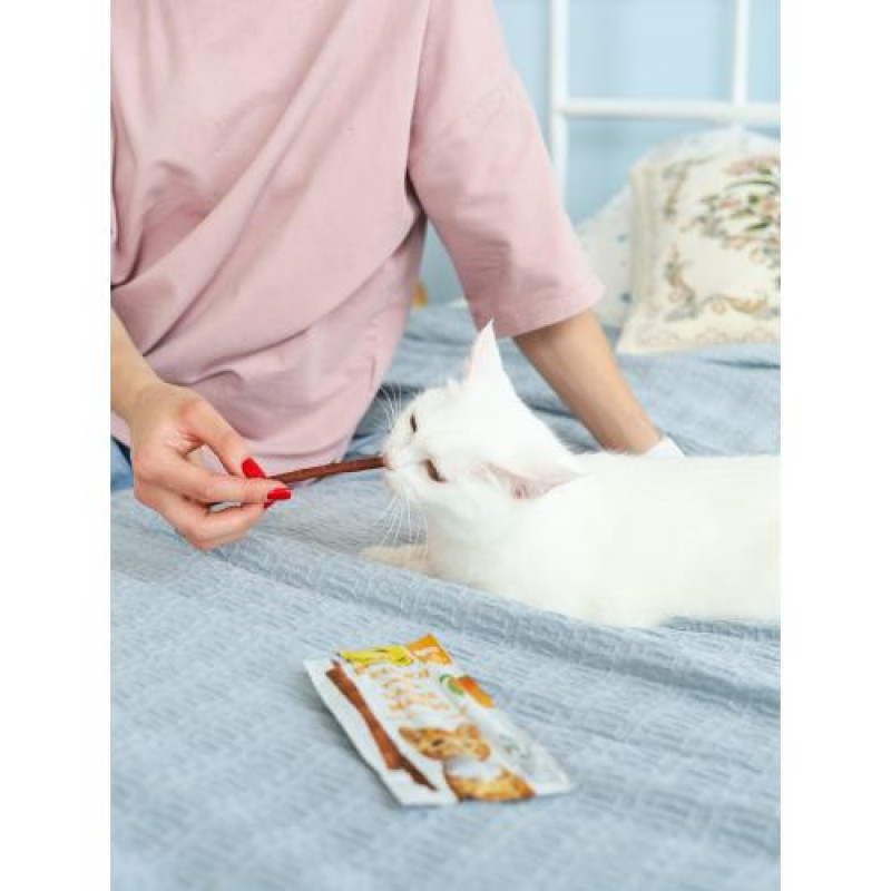 Ласощі GimCat М’ясні палички для котів, з лососем та манго, 3 шт по 5 г