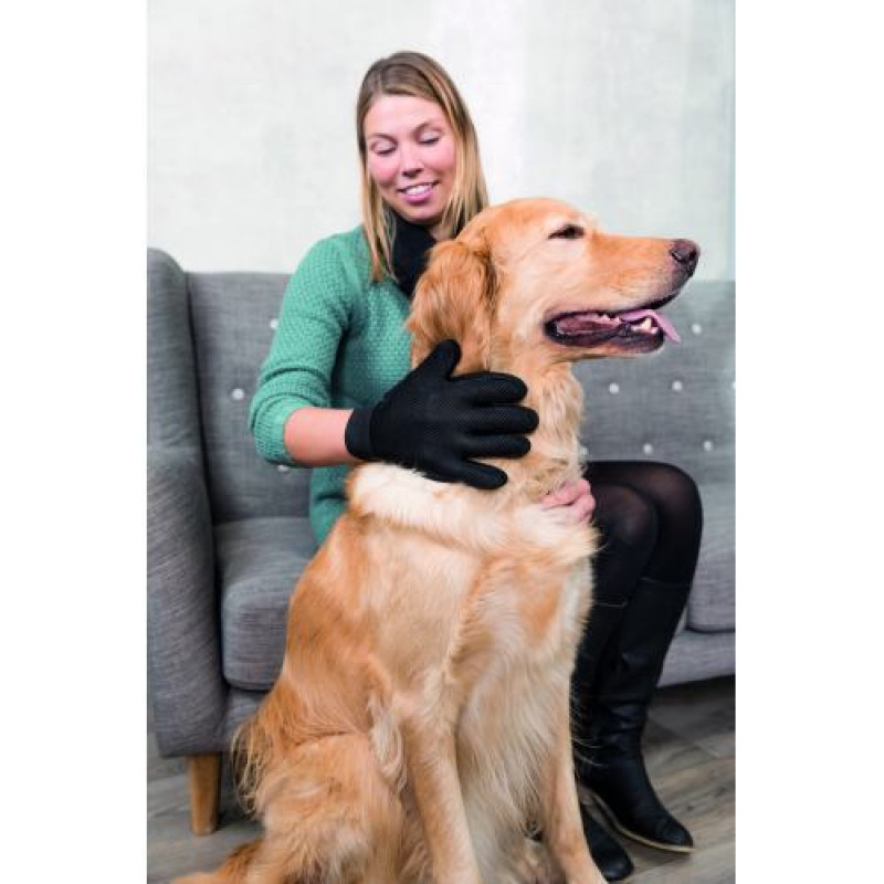 Рукавичка Trixie для вичісування шерсті, 16х24 см
