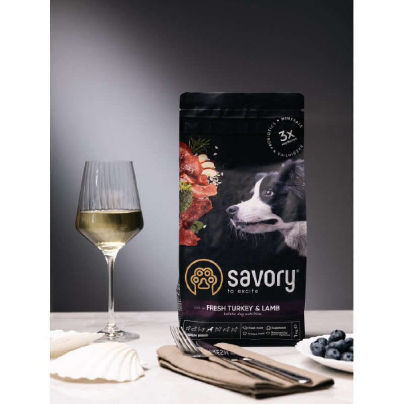 Корм сухий Savory Medium Breed rich in Fresh Turkey and Lamb для дорослих собак середніх порід від 10 до 25 кг зі свіжим ягням та індичкою 1 кг