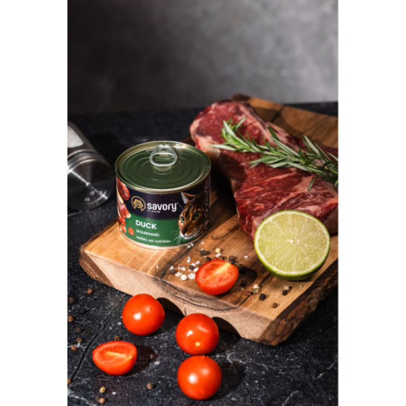 Корм вологий Savory Cat Can Adult Duck консерви для вибагливих котів з качкою 200 г