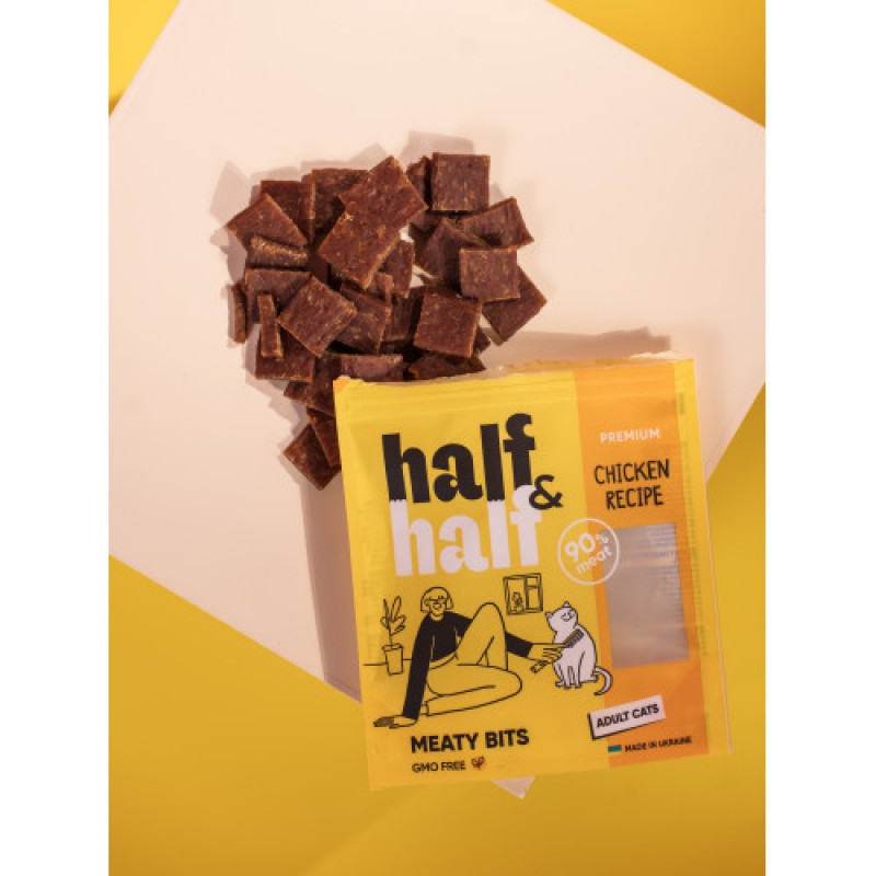 Ласощі для котів Half&Half у формі м'ясних шматочків з куркою, 50 г
